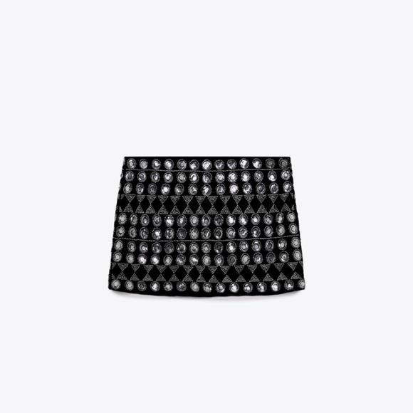 Zara rhinestone velvet skirt - Picture 2 of 16
